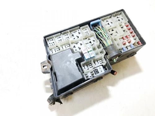 Used Fuse box Fuse box FORD FOCUS C-MAX (DM2) 1.6 TDCi (109 hp) 33518341 33518341
