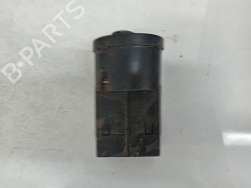 Used Switch Switch AUDI A4 B7 (8EC) 2.0 TDI (140 hp) 34940032 34940032