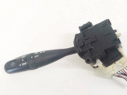 Used Warning switch Warning switch SUZUKI GRAND VITARA II (JT, TE, TD) 1.9 DDiS (JB419WD, JB419XD) (129 hp) 35068745 35068745