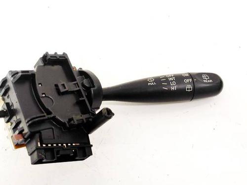 Used Warning switch Warning switch TOYOTA YARIS (_P1_) 1.0 (SCP10_, SCP10R) (68 hp) 35299962 35299962
