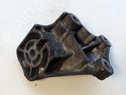 Støtte Støtte VOLVO XC90 I (275) T6 AWD (272 hp) 33514540 33514540