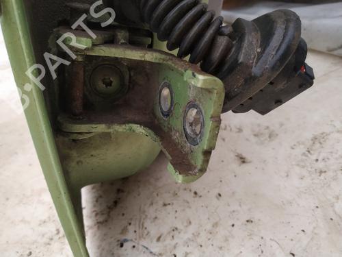 Used Hinge/Door check strap Hinge/Door check strap 33080546 33080546