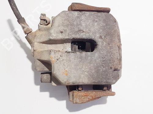 Used Right front brake caliper Right front brake caliper BMW 5 (E39) 525 tds (143 hp) 35597855 35597855