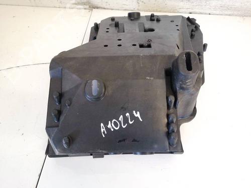 Andre AUDI 100 C4 Saloon (4A2) 2.6 (150 hp) 32589511