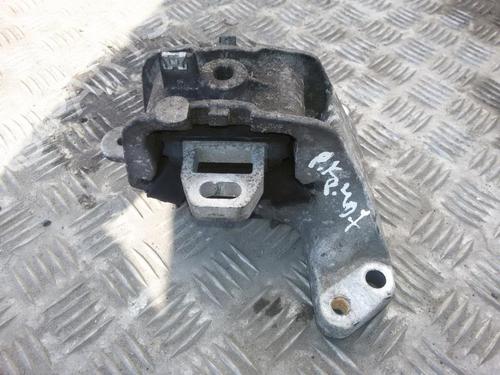 Used Engine mount Engine mount PEUGEOT 407 (6D_) 1.6 HDi 110 (6D9HZC, 6D9HYC) (109 hp) 33505217 33505217