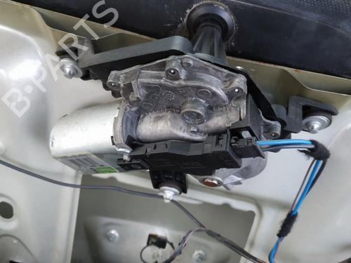 Used Rear wiper motor Rear wiper motor 35568132 35568132