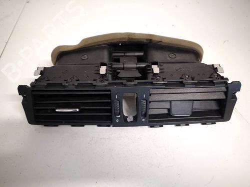 Used Air vent VOLVO S60 I (384) D5 (163 hp) 32626530