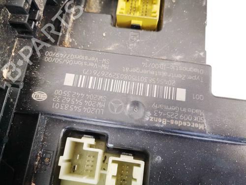 Fuse box MERCEDES-BENZ C-CLASS (W204) C 200 CDI (204.001) | BP32602997E1