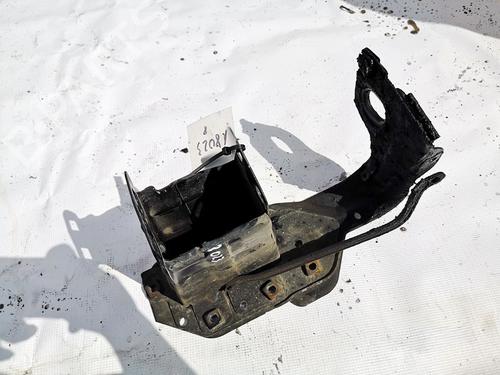 Used Front bumper bracket Front bumper bracket 35427660 35427660