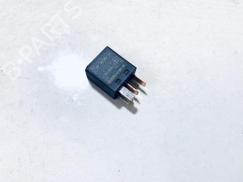 Used Electronic sensor Electronic sensor MITSUBISHI COLT VI (Z3_A, Z2_A) 1.5 (Z23A) (109 hp) 33067910 33067910