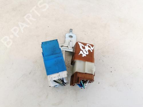 other-nissan-almera-ii-hatchback-n16-2000-32877018 main image