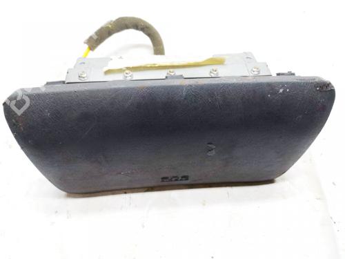 Used Passenger airbag Passenger airbag MITSUBISHI SPACE STAR MPV (DG_A) 1.9 DI-D (DG4A) (102 hp) 33107374 33107374