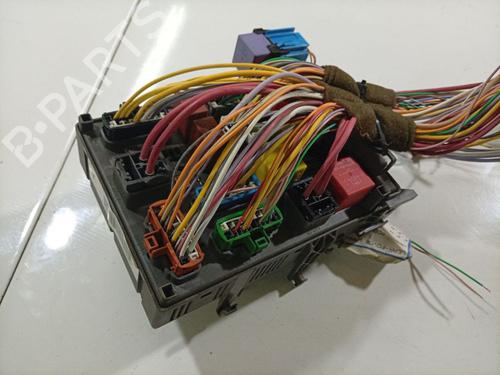 Fuse box RENAULT ESPACE IV (JK0/1_) 2.2 dCi (JK0H) | BP33862032E1 - Image 3