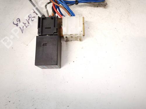 Electronic sensor AUDI 80 B4 Saloon (8C2) 1.9 TDI | BP32917648M84 - Image 2