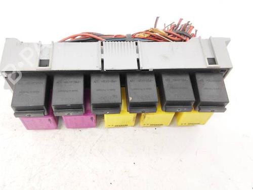 fuse-box-opel-meriva-a-mpv-x03-2003-2004-2005-2006-2007-2008-2009-2010-32953132 main image