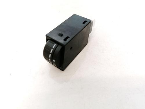 switch-subaru-legacy-v-bm-2009-35620642 main image