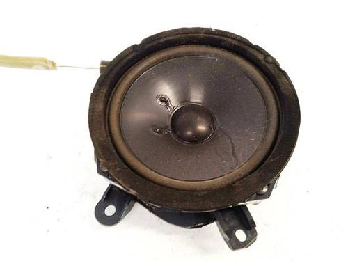 speaker-saab-9-3-ys3f-e79-d79-d75-2002-2003-2004-2005-2006-2007-2008-2009-2010-2011-2012-2013-2014-2015-36207568 main image