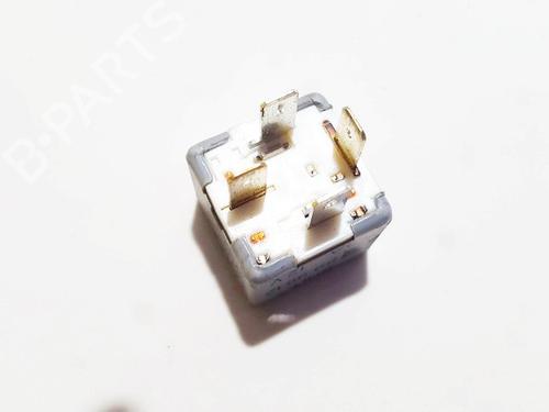 Electronic sensor AUDI 80 B4 Saloon (8C2) 2.0 | BP33520493M84 - Image 2