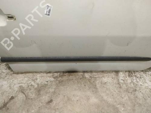Used Rubber door seal Rubber door seal VW CADDY II Pickup (9U7) 1.6 (75 hp) 36546054 36546054