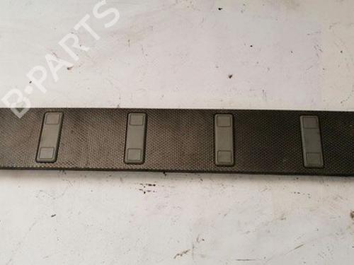 Used Boot lining Boot lining NISSAN X-TRAIL I (T30) 2.2 DCi (114 hp) 35542644 35542644
