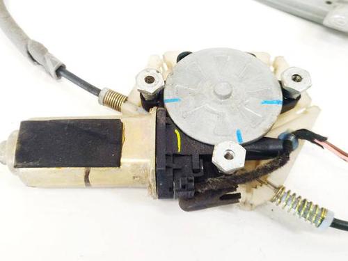 Used Right rear window motor Right rear window motor 35132756 35132756