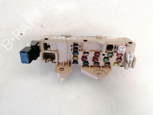 Used Fuse box MAZDA 323 F VI Hatchback (BJ) 1.5 16V (BJ5W) (88 hp) 33093592