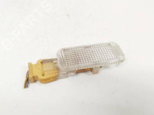 interior-roof-light-audi-a4-b5-8d2-1994-1995-1996-1997-1998-1999-2000-2001-35035951 main image