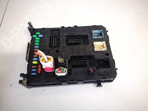 Used Fuse box Fuse box PEUGEOT 3008 I MPV (0U_) 1.6 HDi (109 hp) 32963465 32963465