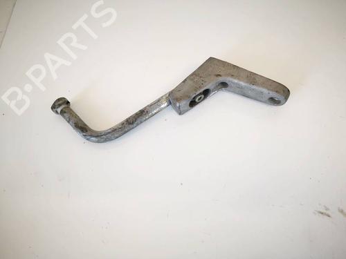 Støtte Støtte VW TRANSPORTER T4 Van (70A, 70H, 7DA, 7DH) 1.9 TD (68 hp) 32956257 32956257