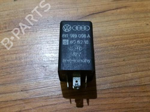 Used Electronic sensor Electronic sensor VW GOLF II (19E, 1G1) 1.0 (50 hp) 33518570 33518570