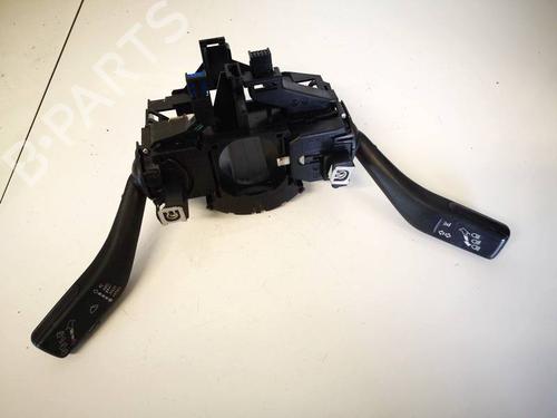 Used Warning switch Warning switch SEAT LEON (1P1) 1.6 (102 hp) 35284439 35284439