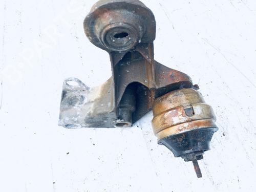 Used Engine mount Engine mount VW PASSAT B5 Variant (3B5) 1.8 (125 hp) 33075333 33075333