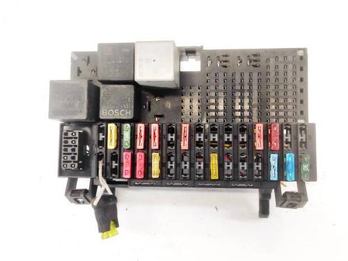 Used Fuse box Fuse box 32965946 32965946