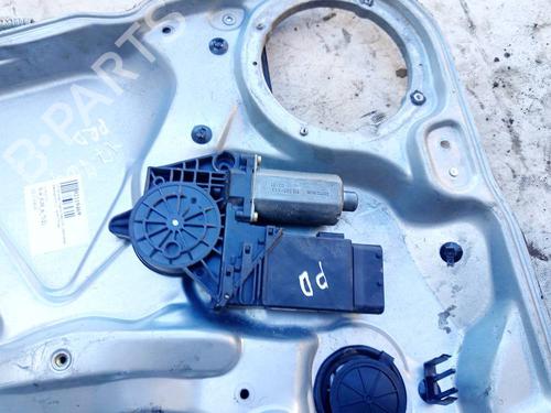 Used Right front window motor Right front window motor 34752989 34752989