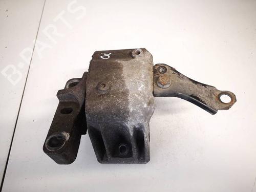 Used Engine mount Engine mount SKODA OCTAVIA I (1U2) 2.0 (116 hp) 32552604 32552604