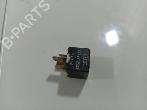 Electronic sensor AUDI 80 B4 Saloon (8C2) 1.9 TDI | BP32560178M84 - Image 3
