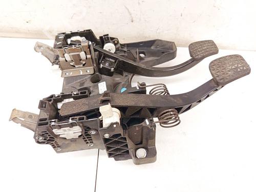 Used Pedal Pedal 39065245 39065245