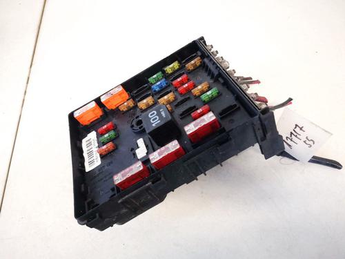 Used Fuse box Fuse box VW PASSAT B6 (3C2) 2.0 TDI (140 hp) 32896726 32896726
