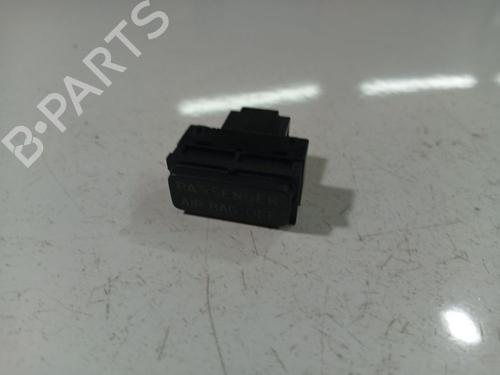 Used Switch Switch VW GOLF V (1K1) 1.9 TDI (105 hp) 39701701 39701701