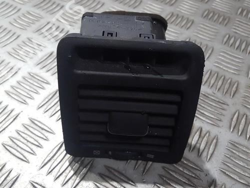 Luftventil Luftventil TOYOTA COROLLA Verso (_E12_) 2.0 D-4D (CDE120_, CDE120R) (90 hp) 33498504 33498504