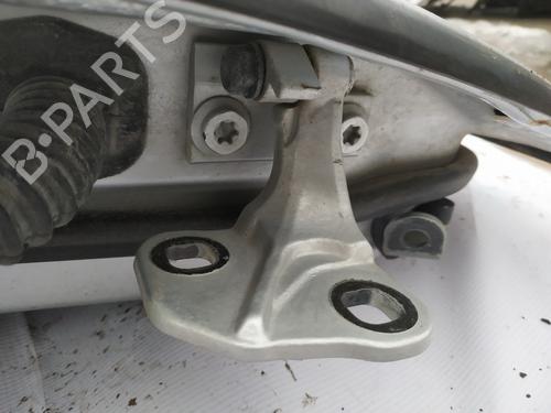 hingedoor-check-strap-bmw-7-e65-e66-e67-2001-2002-2003-2004-2005-2006-2007-2008-2009-32895426 main image