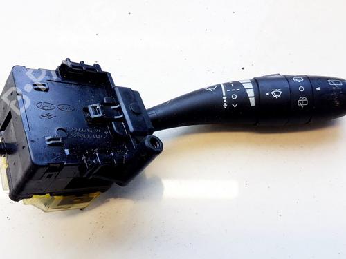 Used Warning switch Warning switch HYUNDAI i30 Estate (FD) 1.6 CRDi (116 hp) 35644350 35644350