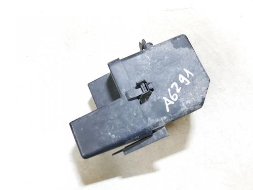 Used Fuse box Fuse box VW GOLF IV (1J1) 1.9 TDI (90 hp) 33071278 33071278