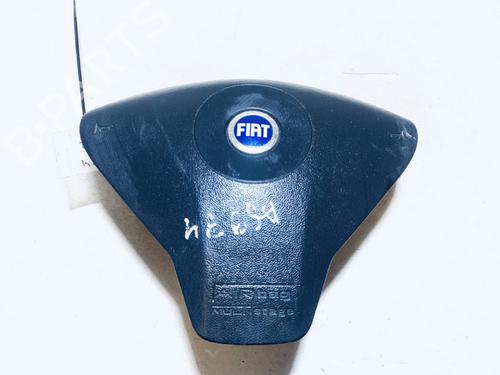 Used Driver airbag Driver airbag FIAT STILO (192_) 1.9 JTD (192_XE1A) (115 hp) 33109181 33109181