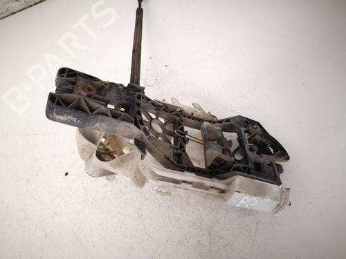 front-right-exterior-door-handle-vw-passat-b6-3c2-2005-2006-2007-2008-2009-2010-2011-36368468 main image