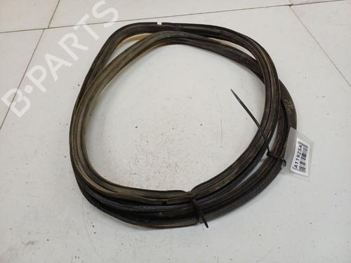 Gummiliste Gummiliste TOYOTA PREVIA II (_R3_) 2.0 D-4D (CLR30_, CLR30R) (116 hp) 39758539 39758539