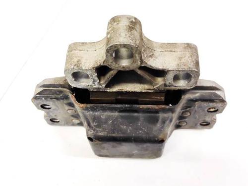 engine-mount-vw-passat-b6-3c2-2005-2006-2007-2008-2009-2010-2011-32935975 main image