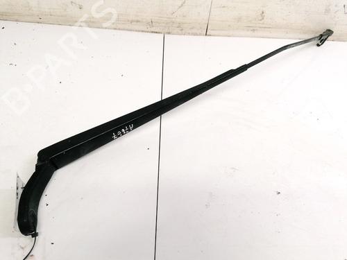 Used Front windshield wiper arm Front windshield wiper arm 32894674 32894674