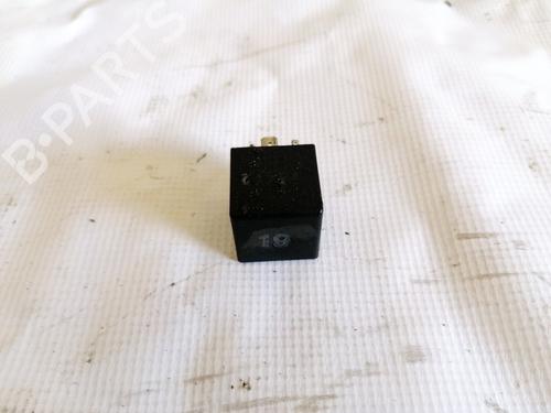 Used Electronic sensor Electronic sensor VW TRANSPORTER T4 Van (70A, 70H, 7DA, 7DH) 1.9 D (61 hp) 32881759 32881759