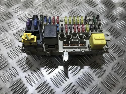fuse-box-rover-400-ii-hatchback-rt-1995-1996-1997-1998-1999-2000-33493636 main image